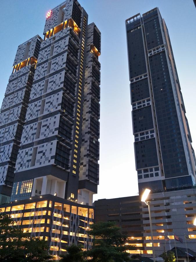 جوهر بهرو Sky88 Super High Class Condo@10M Spore المظهر الخارجي الصورة